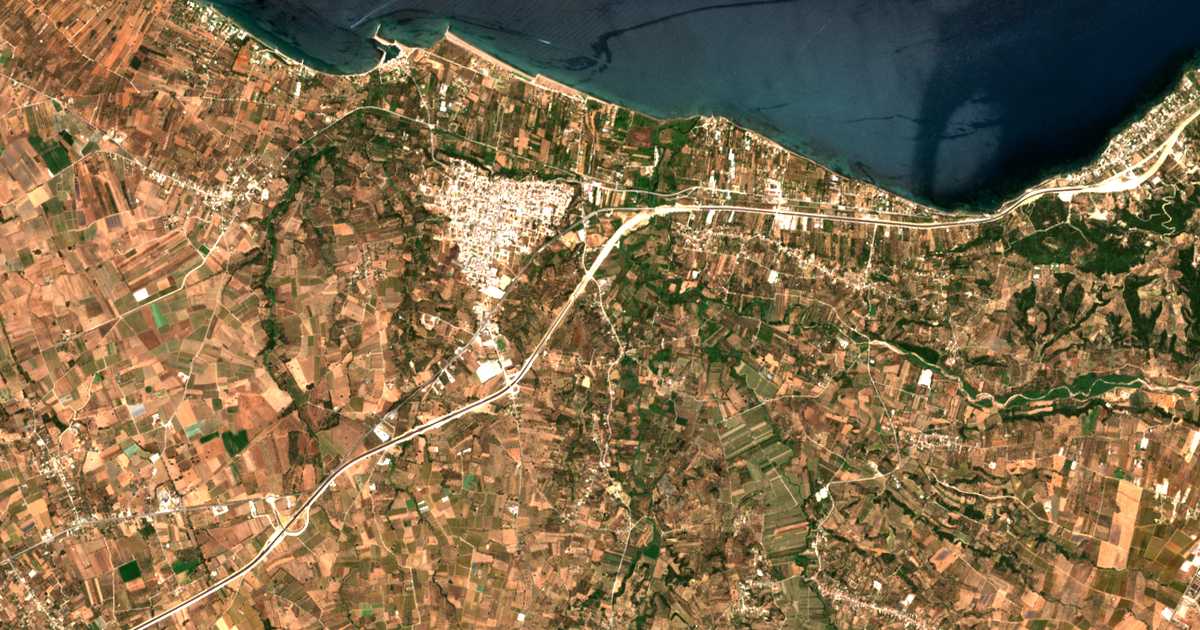 Satellitenkarte von Stenaḯtika