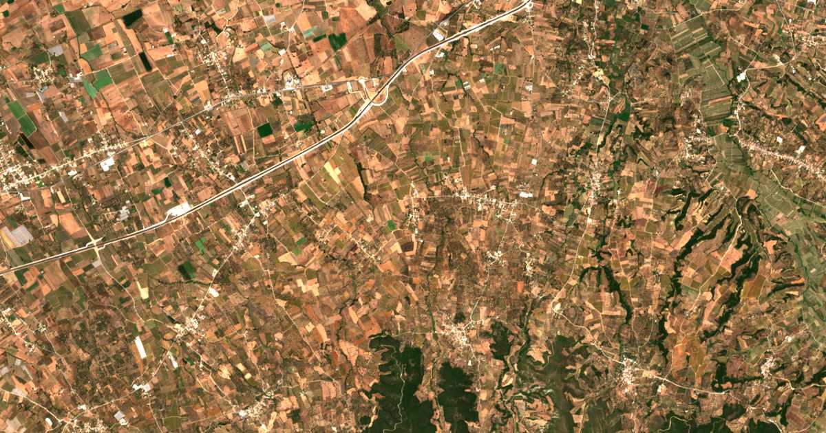 Satellitenkarte von Veskoukaíika