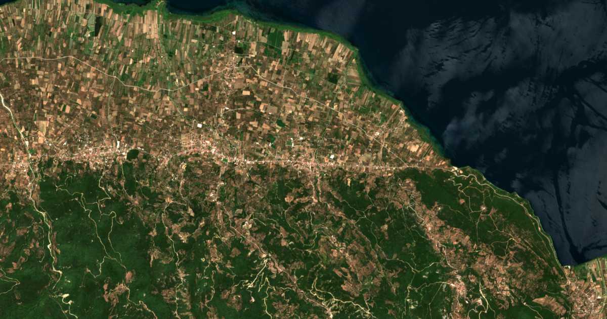 Satellitenkarte von Ágios Andréas