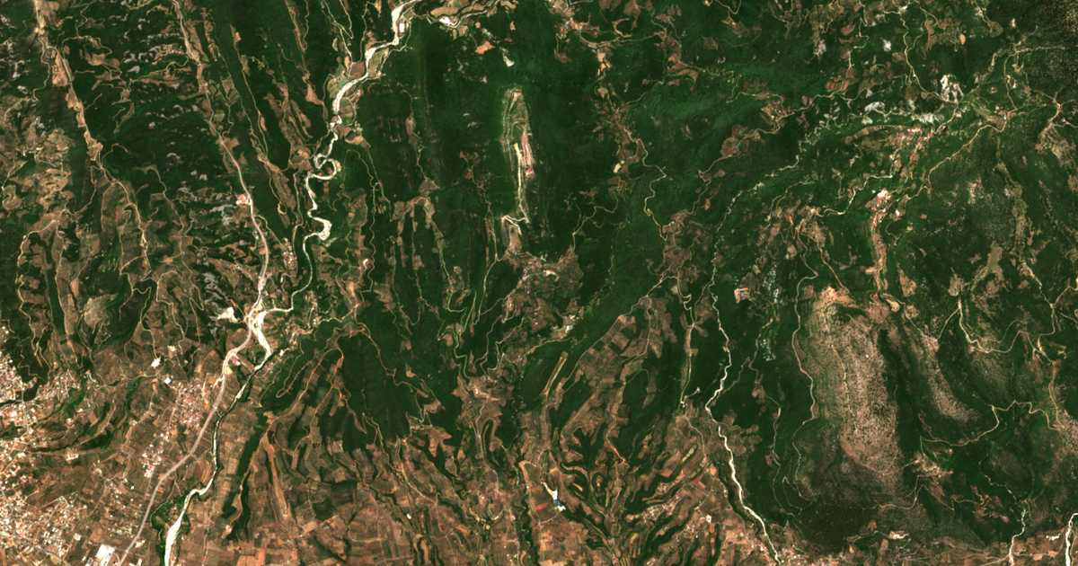 Satellitenkarte von Áno Vlochós