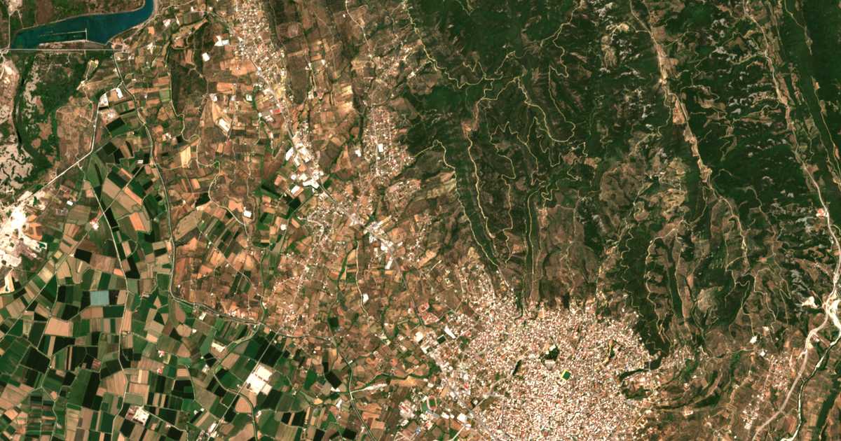 Satellitenkarte von Diamantaíika
