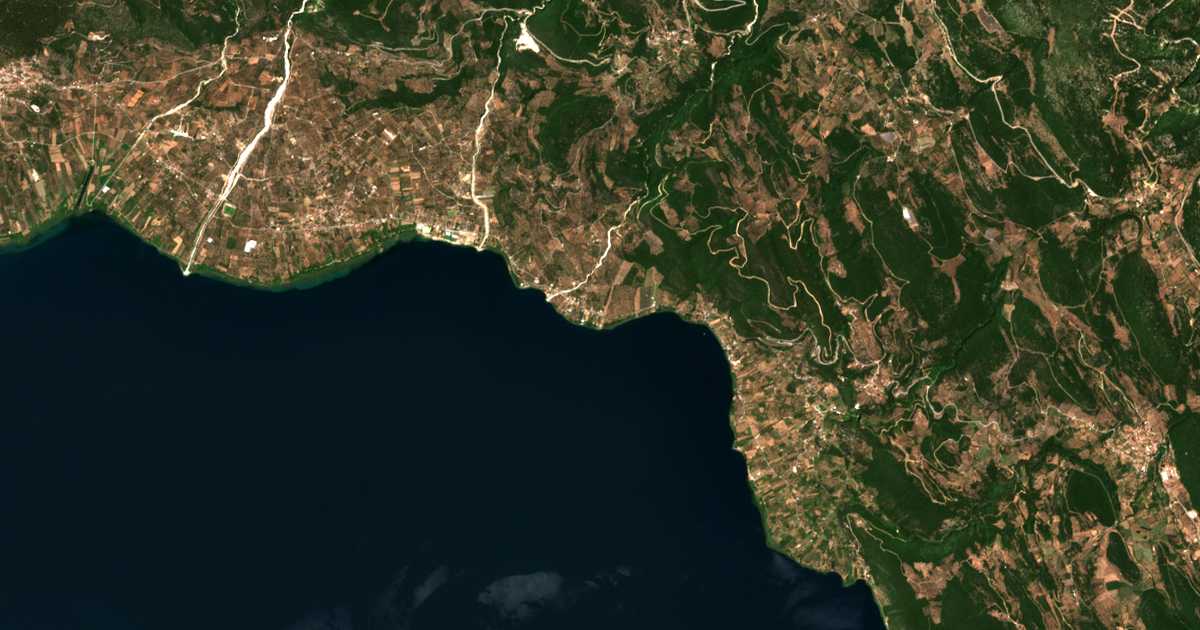 Satellitenkarte von Vareiá