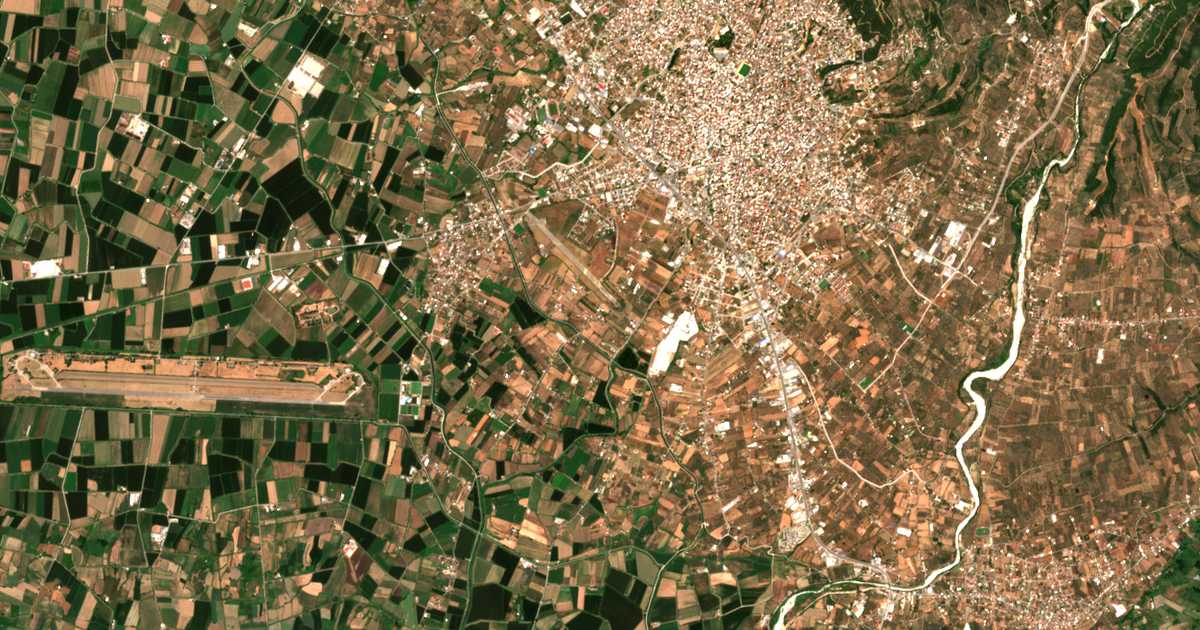 Satellitenkarte von Veloúchi