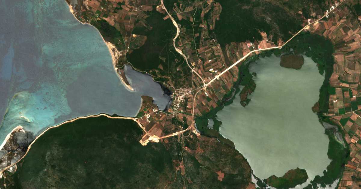 Satellitenkarte von Ágios Nikólaos