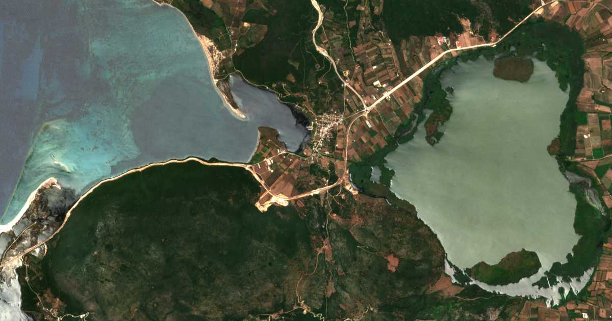 Satellitenkarte von Ammoúsa