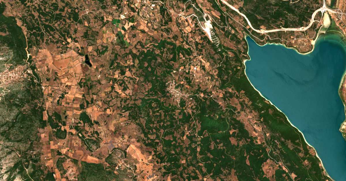 Satellitenkarte von Konopína