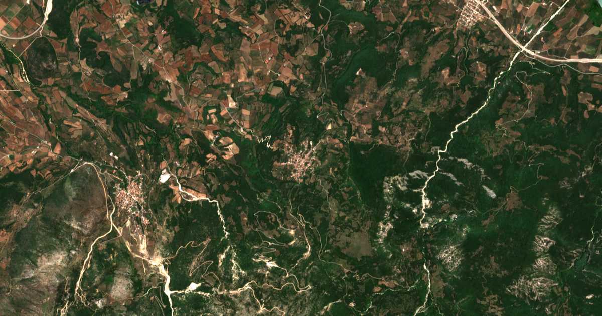 Satellitenkarte von Thýrion