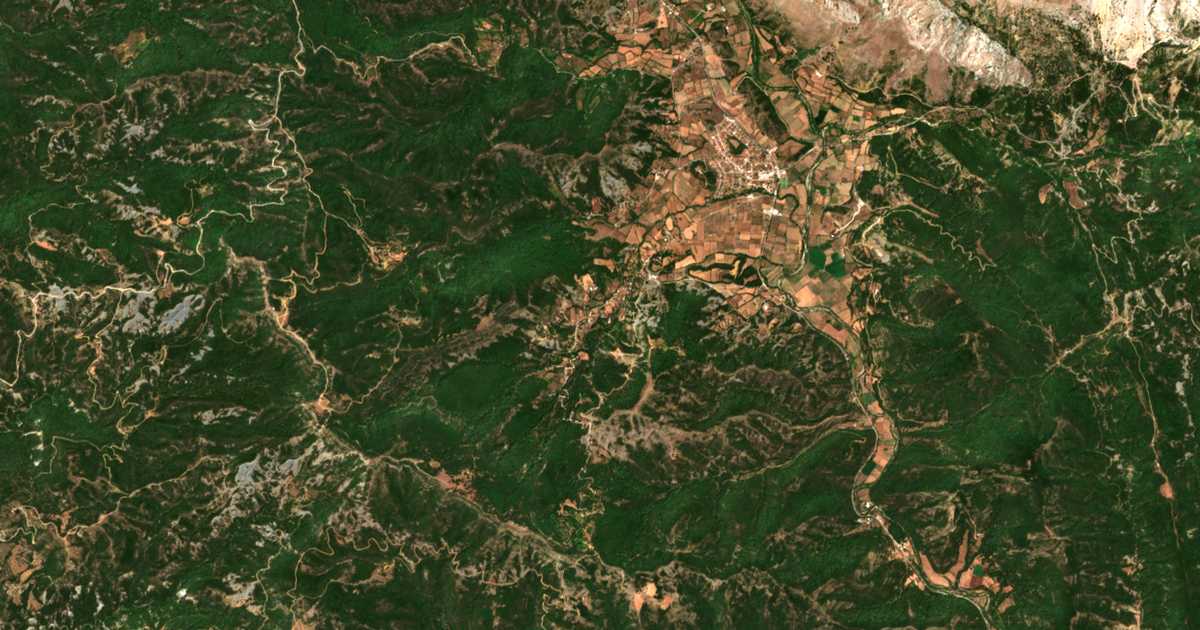 Satellitenkarte von Ágioi Theódoroi
