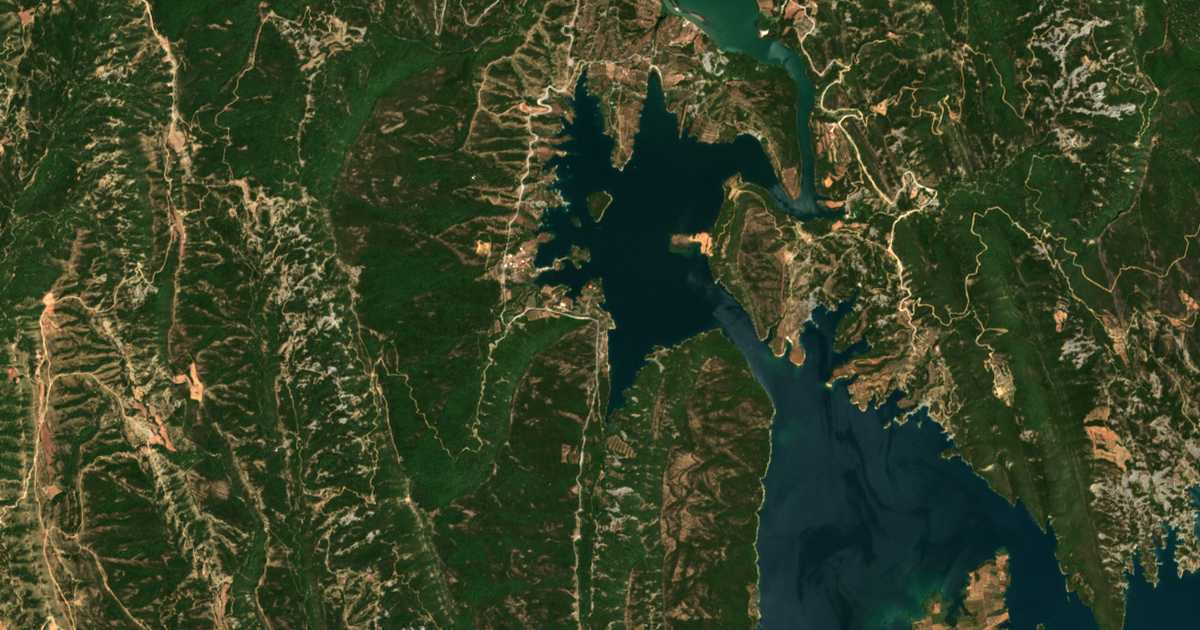 Satellitenkarte von Bampalión