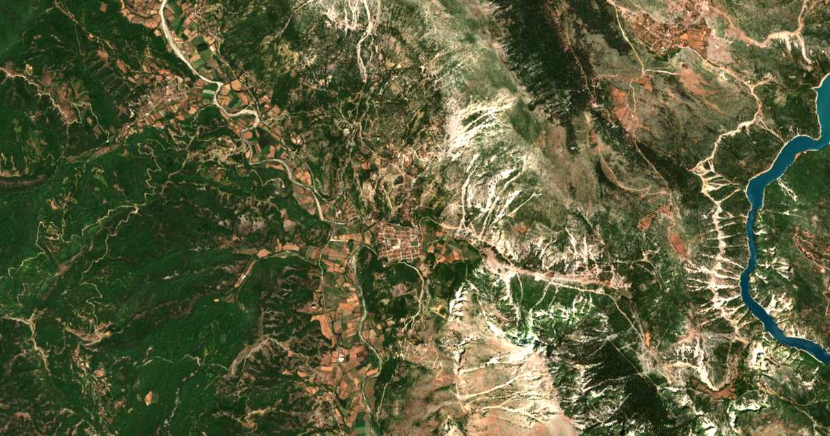 Satellitenkarte von Empesós