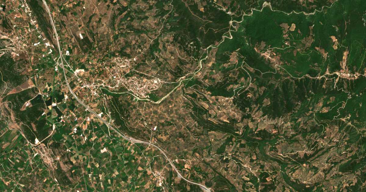 Satellitenkarte von Katharovoúnion
