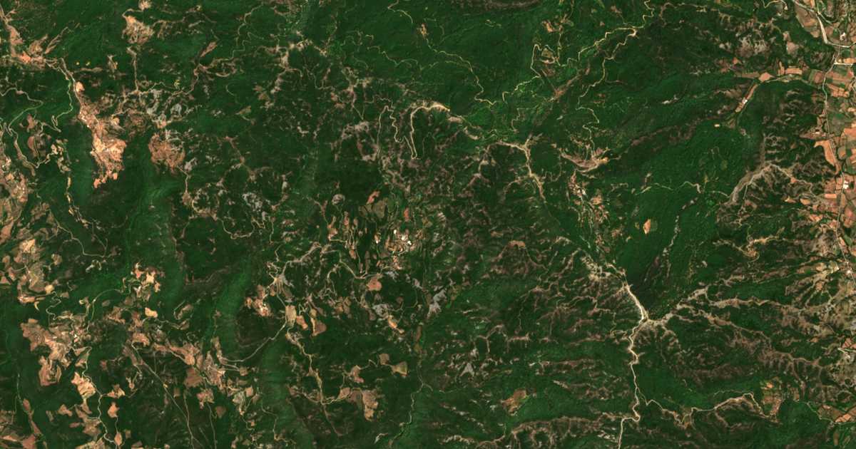 Satellitenkarte von Pteléa