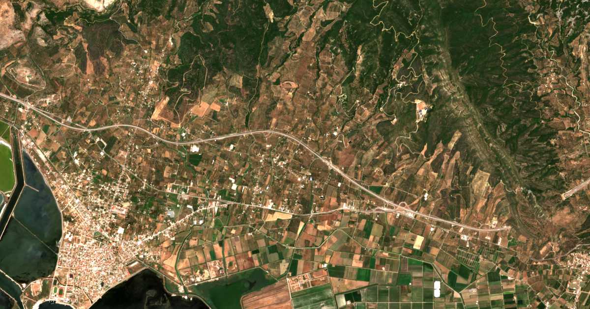Satellitenkarte von Ágios Thomás