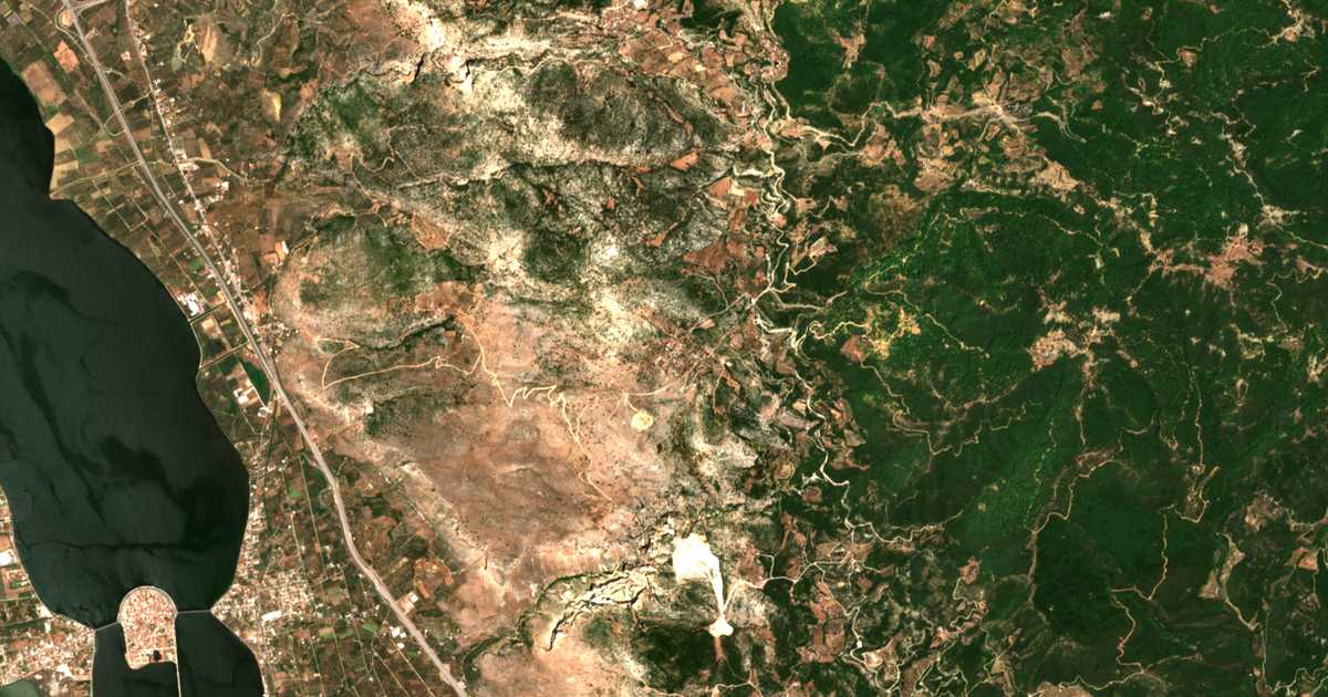 Satellitenkarte von Áno Moúsoura