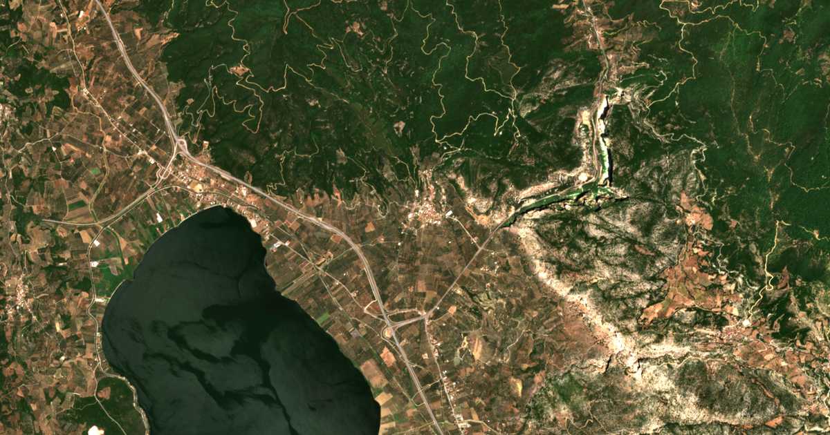 Satellitenkarte von Chrysovérgion