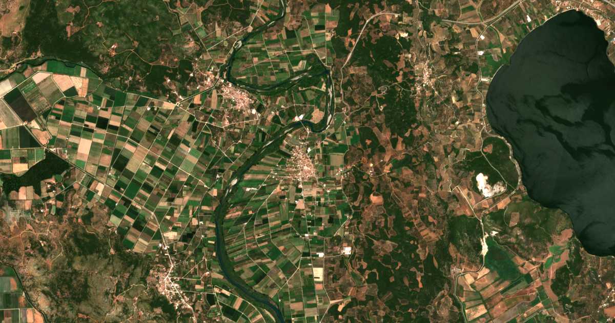 Satellitenkarte von Gouriá