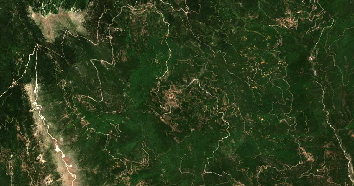 Satellitenkarte von Aspriá