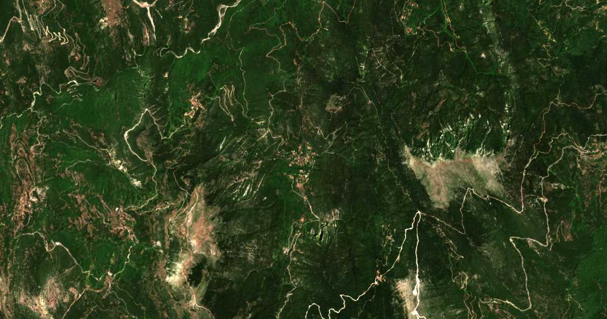Satellitenkarte von Eleftherianí