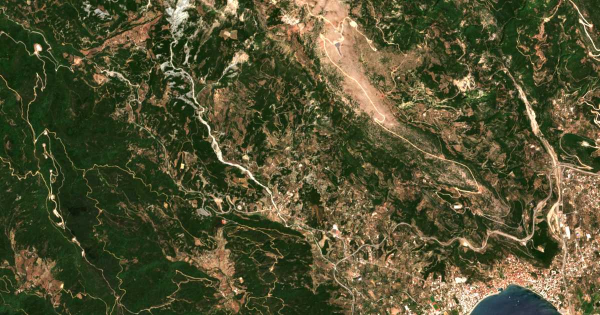 Satellitenkarte von Káto Afroxyliá
