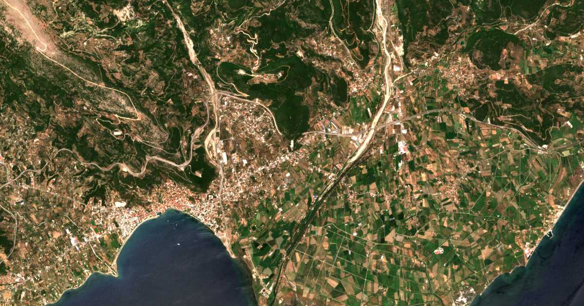 Satellitenkarte von Xiropígadon