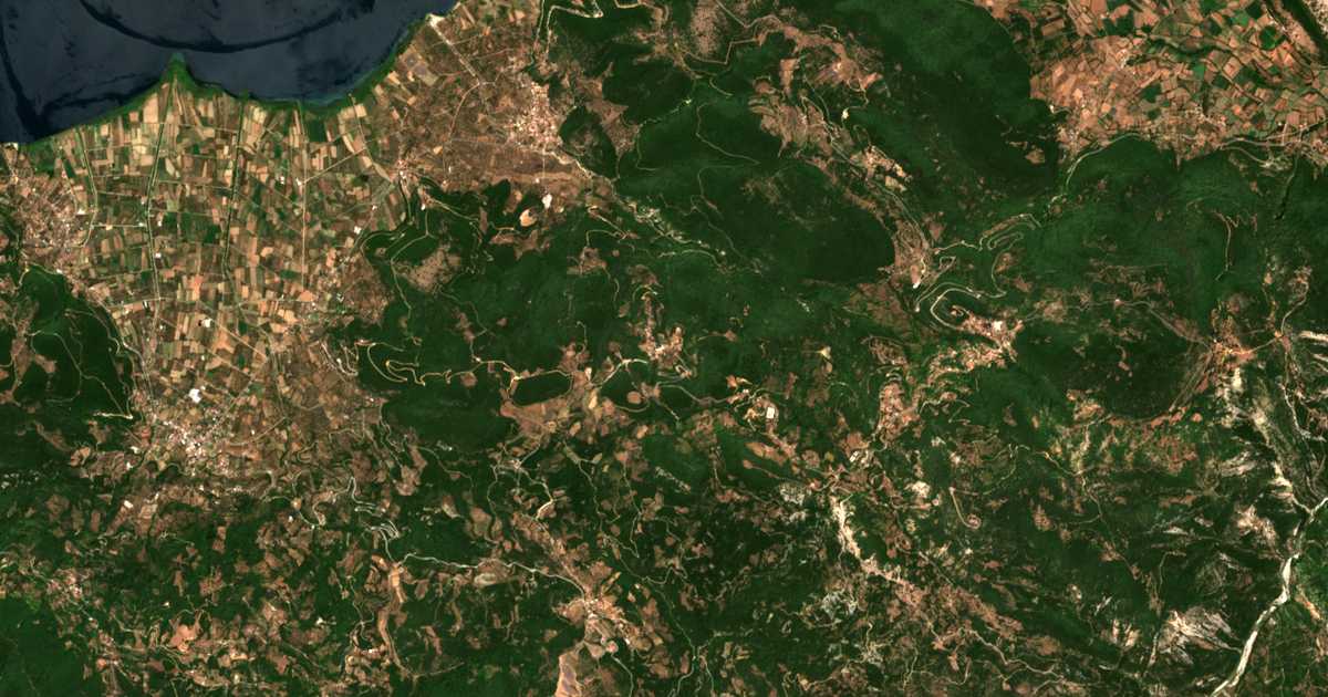 Satellitenkarte von Kaloúdion