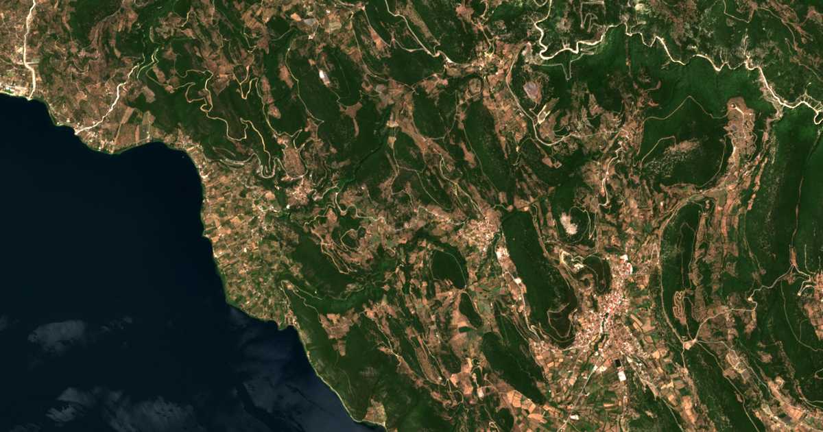 Satellitenkarte von Pournára