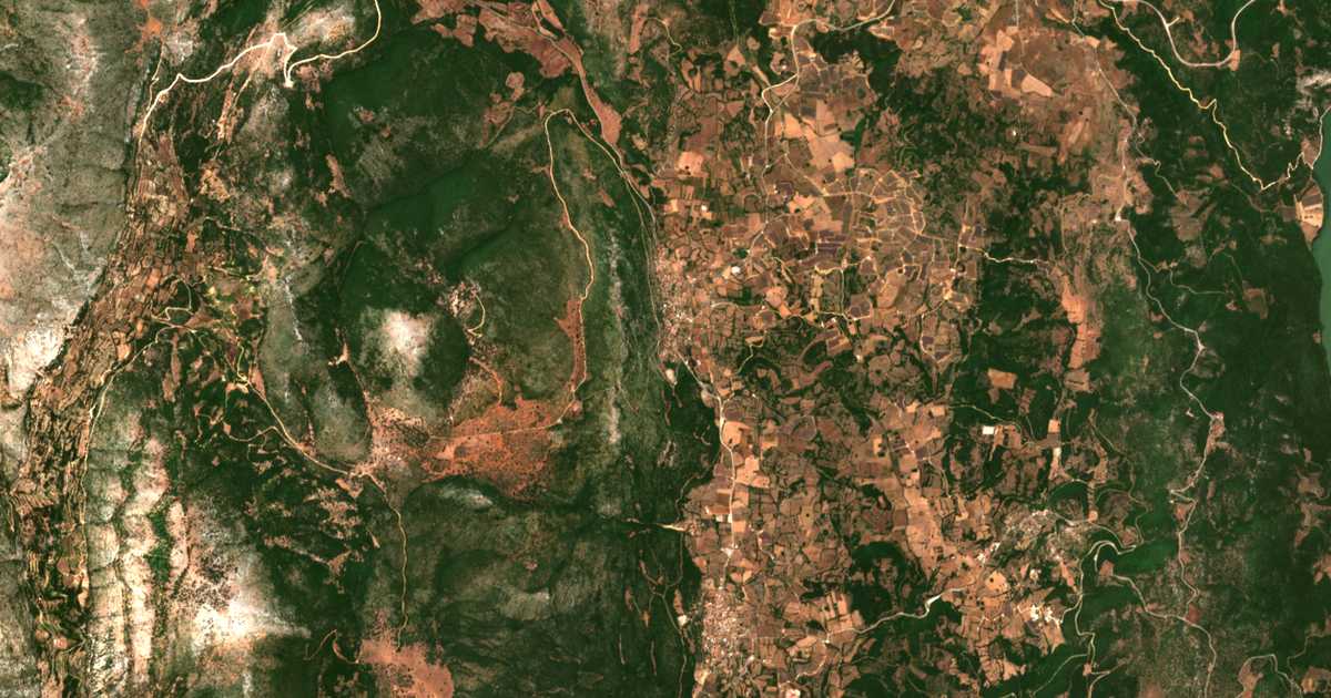 Satellitenkarte von Bampíni