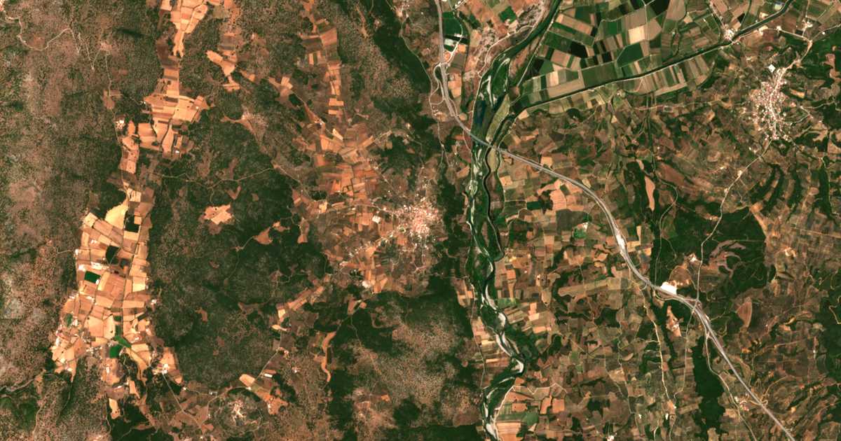 Satellitenkarte von Palaiománina
