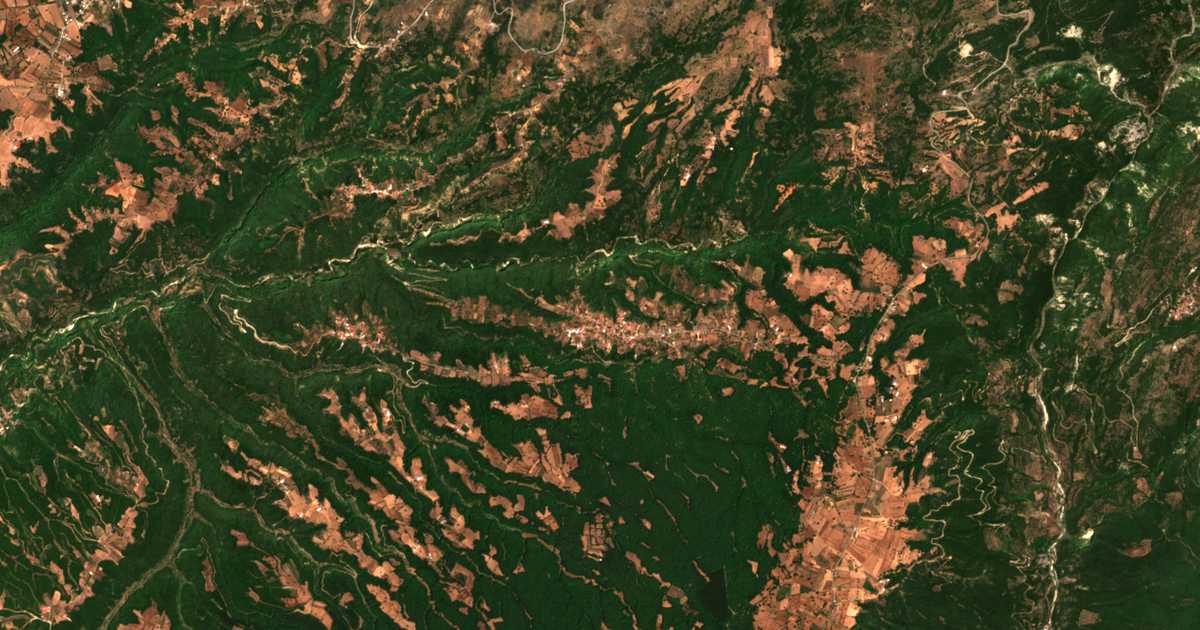 Satellitenkarte von Koúmanis