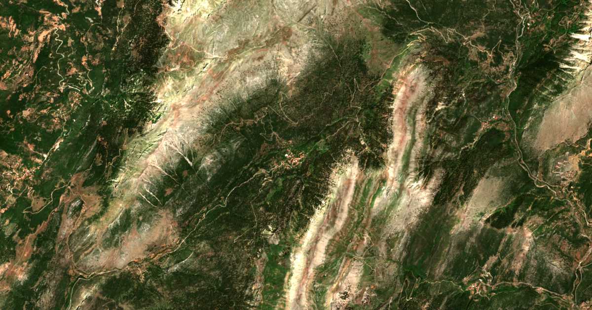 Satellitenkarte von Kryóvrysi