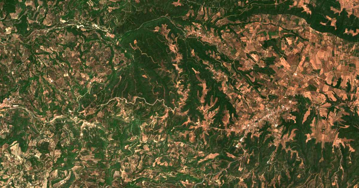 Satellitenkarte von Lásdikas