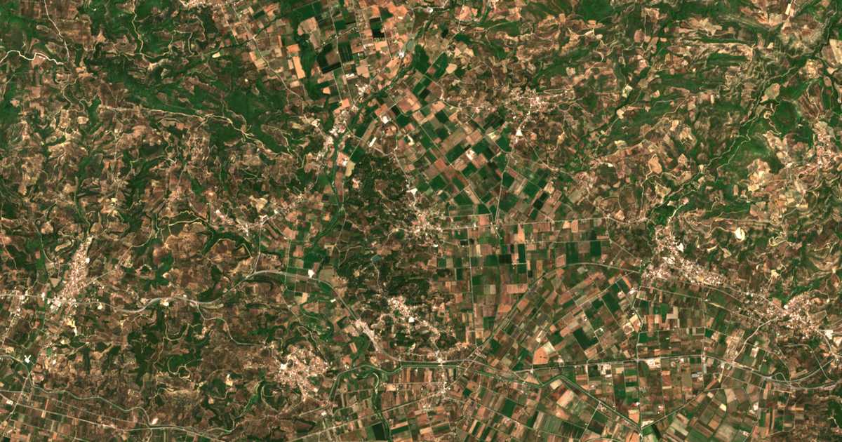 Satellitenkarte von Smíla