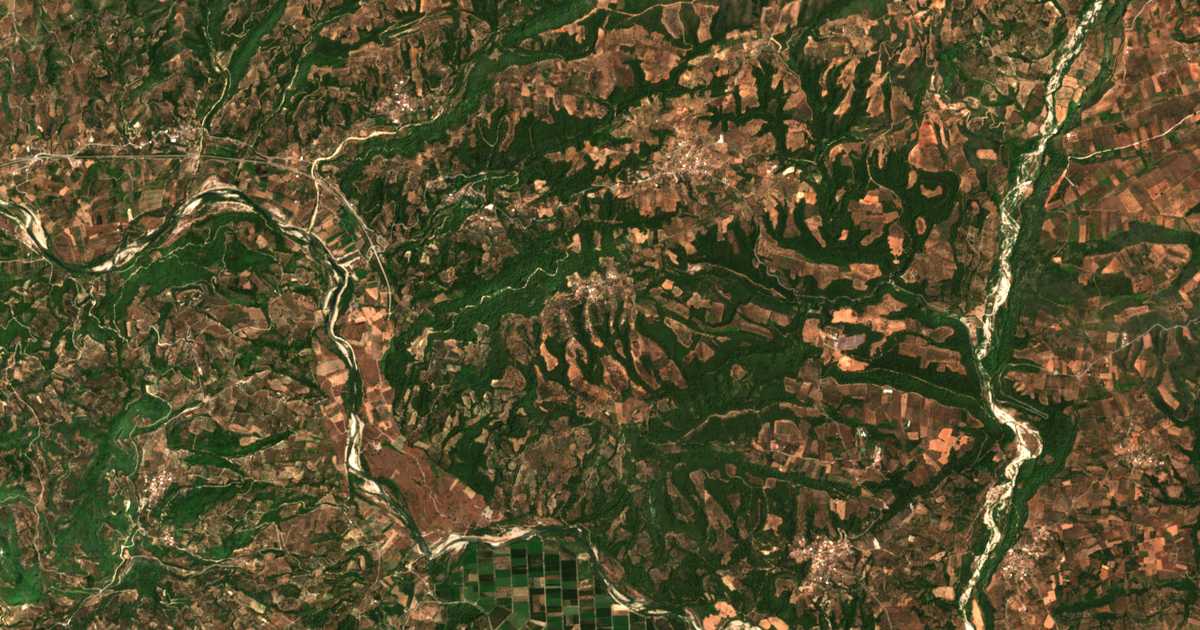 Satellitenkarte von Ypsilón