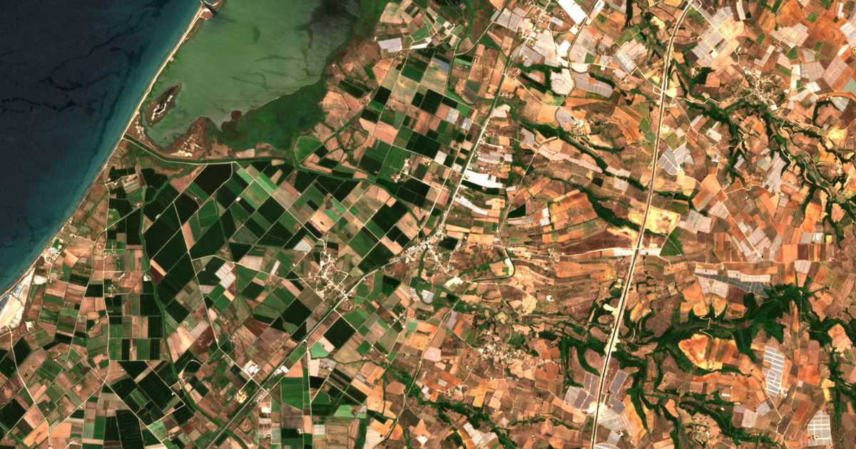 Satellitenkarte von Kourtésion