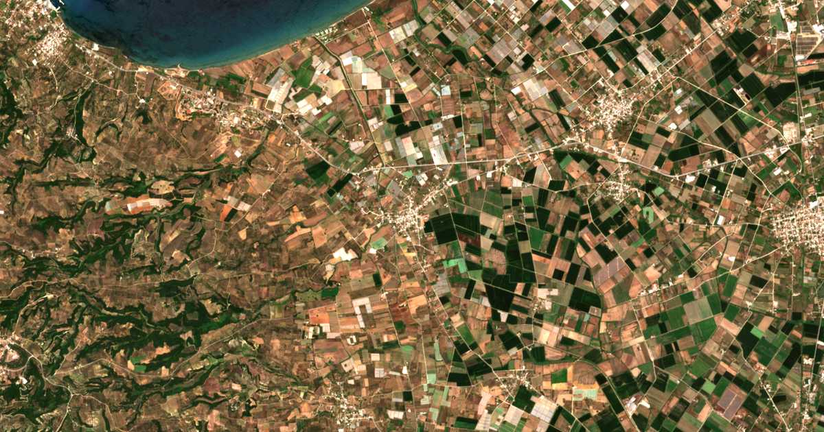 Satellitenkarte von Neochórion