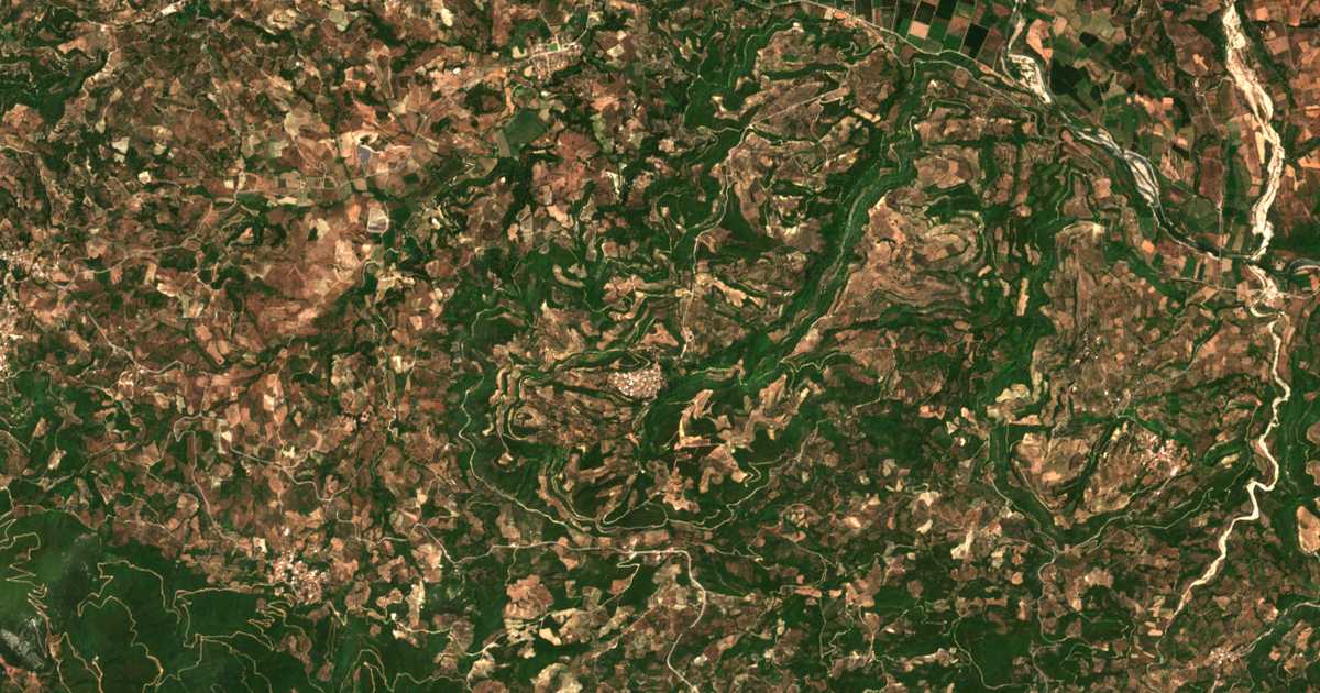 Satellitenkarte von Diásella