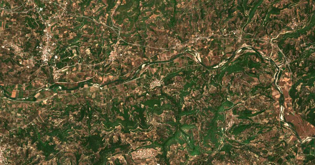 Satellitenkarte von Néa Kalyvákia