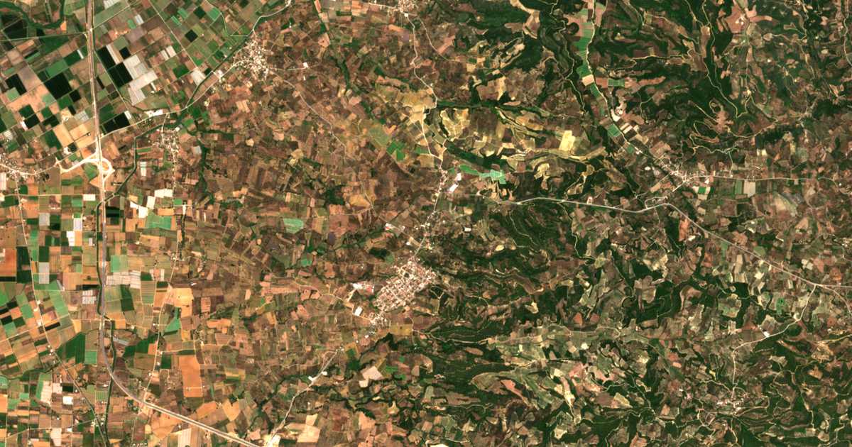 Satellitenkarte von Ágios Geórgios