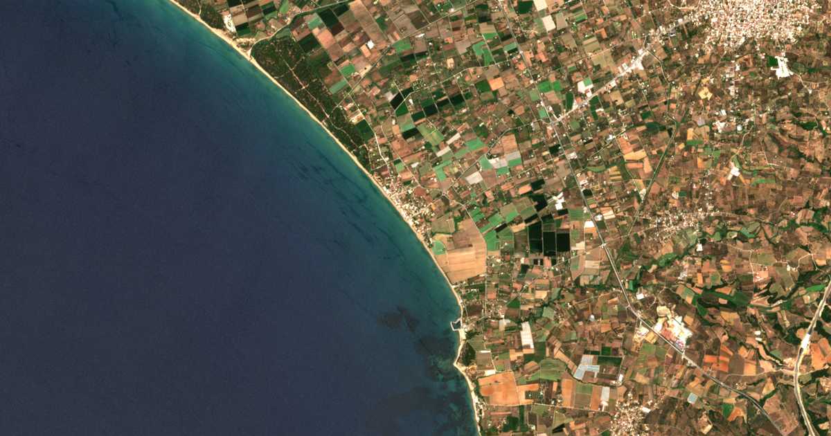 Satellitenkarte von Kouroútas