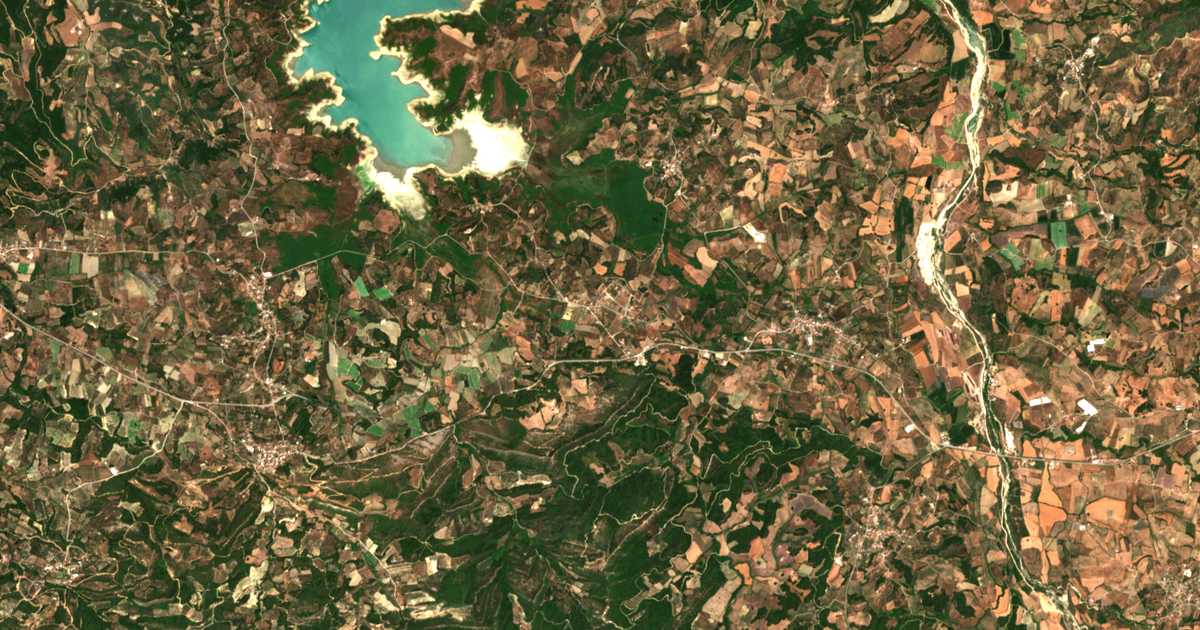 Satellitenkarte von Oraía