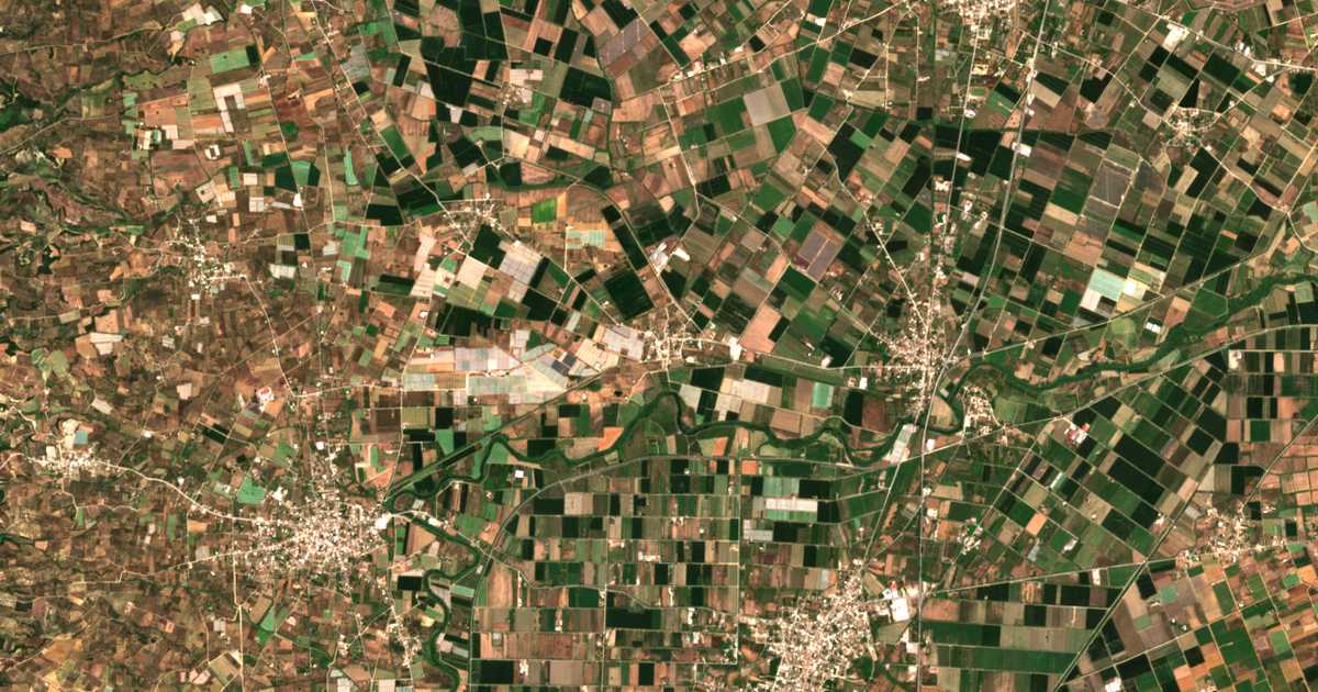 Satellitenkarte von Kardiakáftion