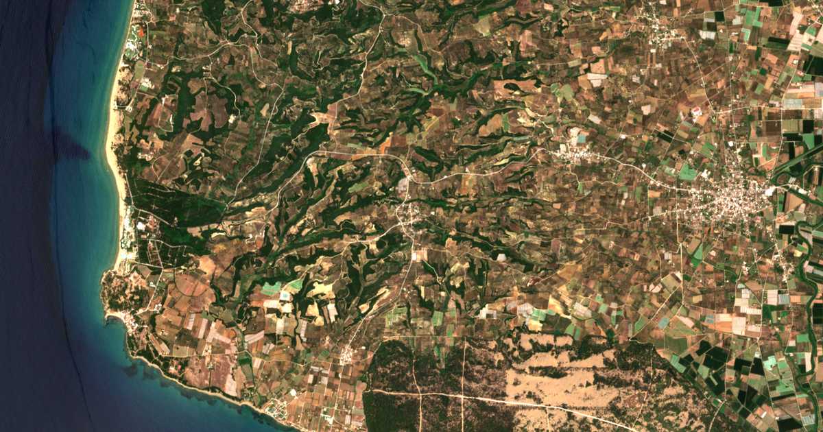 Satellitenkarte von Lygiá