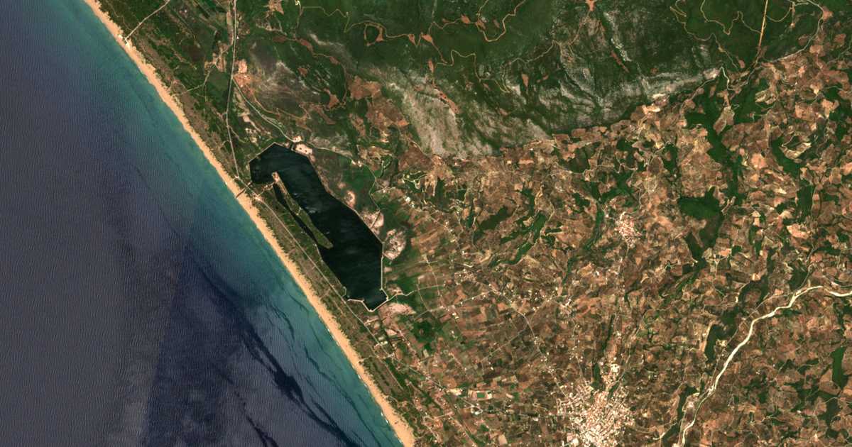 Satellitenkarte von Neochórion