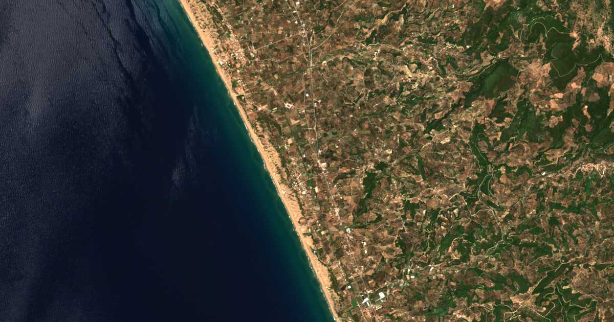 Satellitenkarte von Neochórion