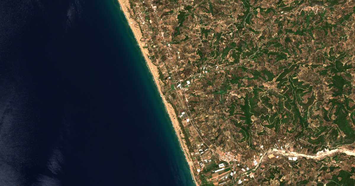 Satellitenkarte von Tholón