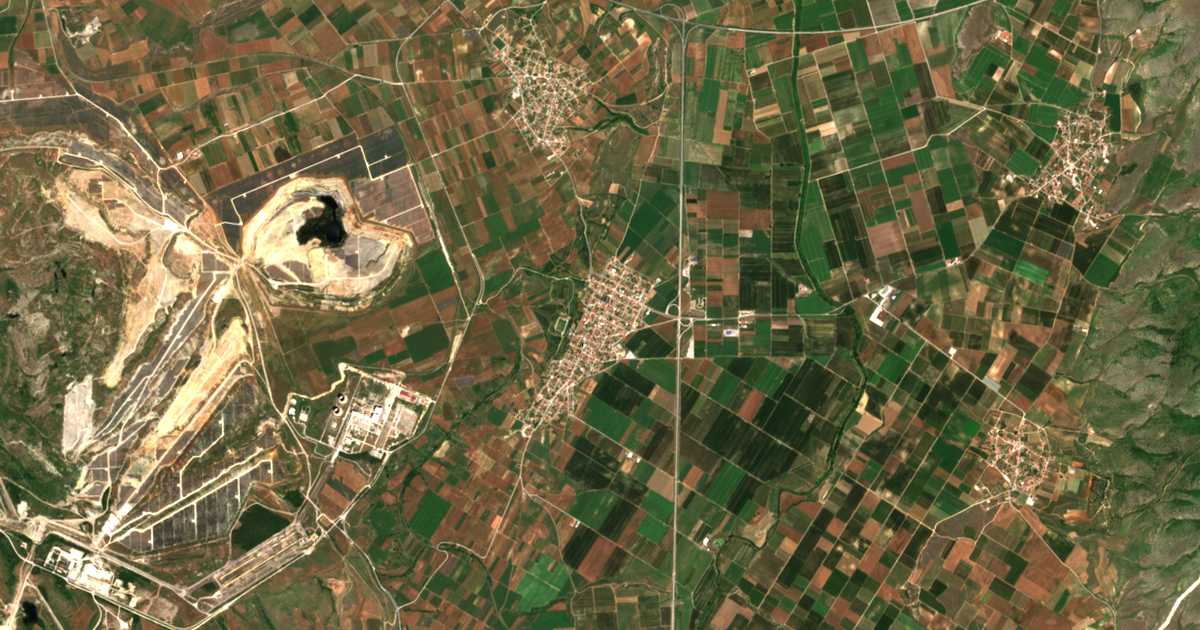 Satellitenkarte von Filótas