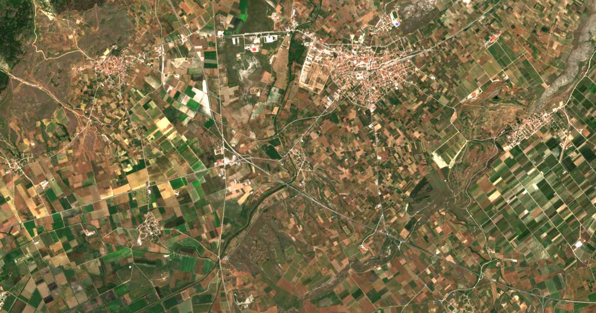 Satellitenkarte von Sotír