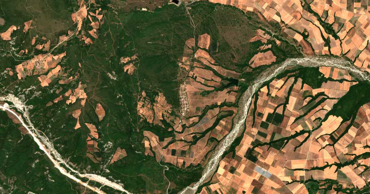 Satellitenkarte von Ánoixis