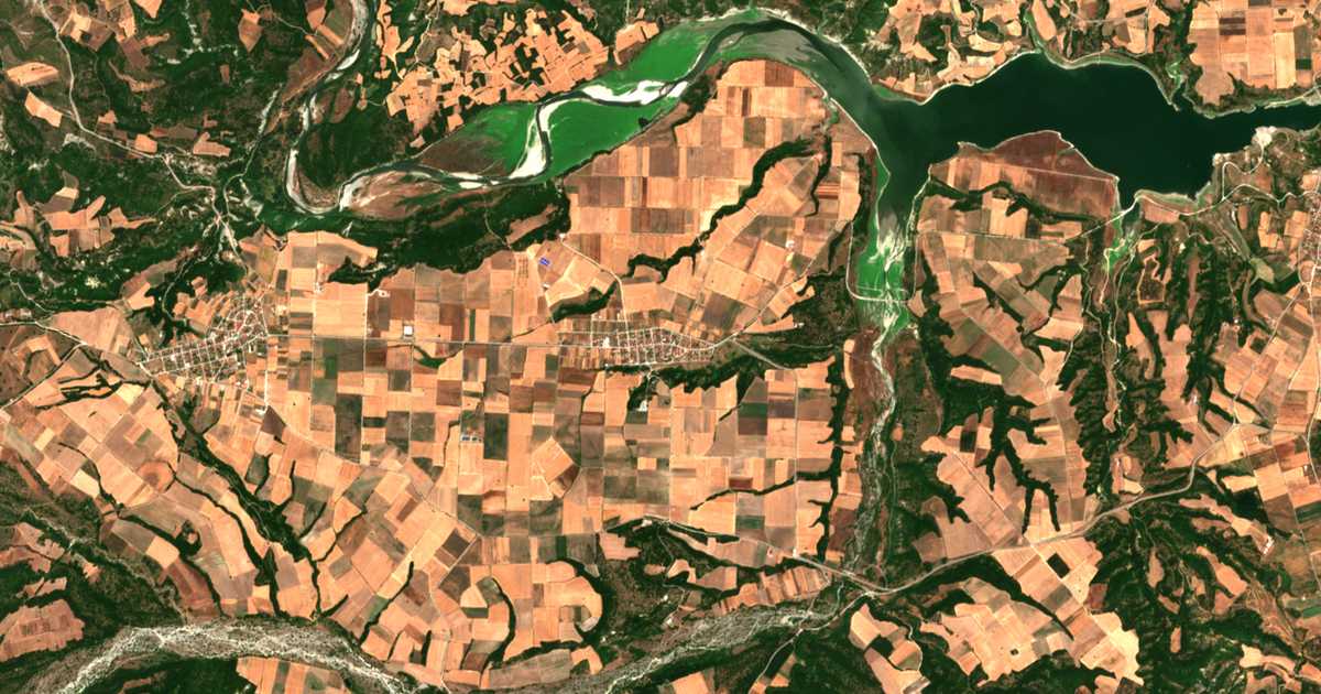 Satellitenkarte von Dímitra