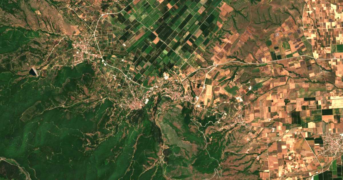 Satellitenkarte von Anarráchi